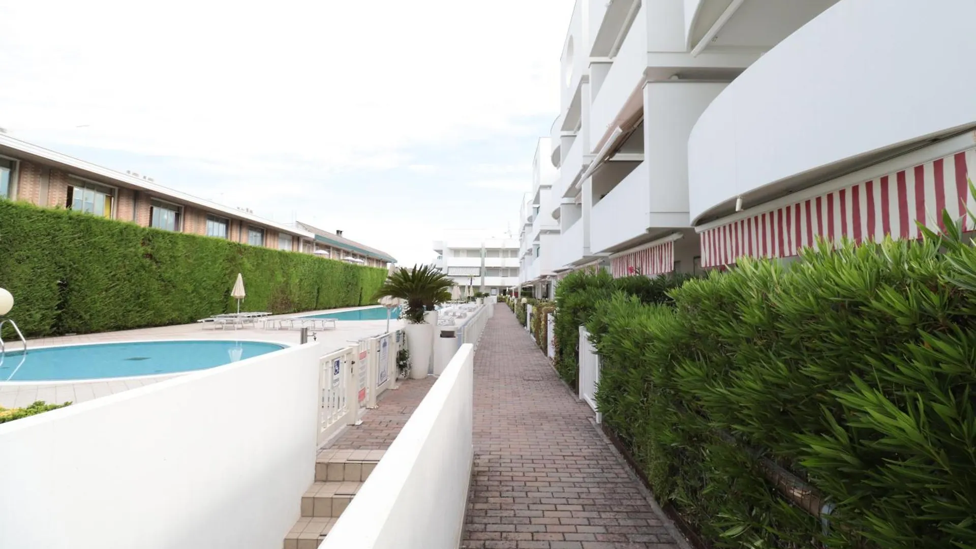 Papaya - Immobiliare Living Apartment Lido di Jesolo 0*,  Italy
